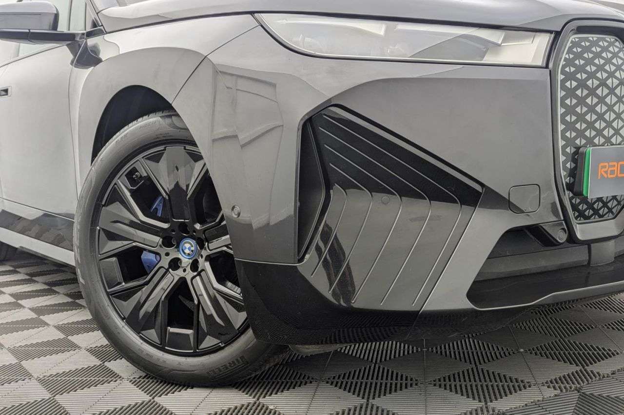 2022 BMW IX 2022 BMW IX