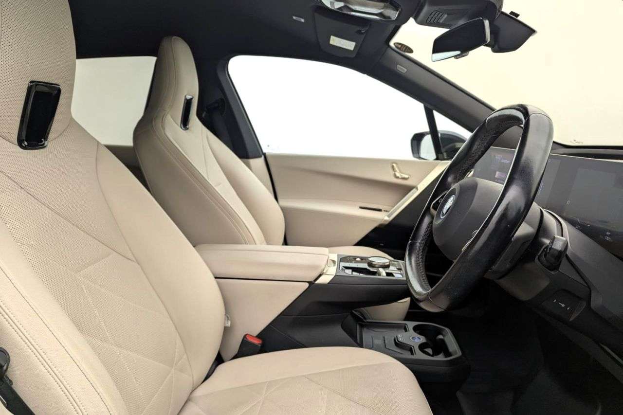 A 2022 BMW IX 40 76.6kWh M Sport SUV 5dr Electric Auto xDrive (326 ps) Award Winning 5 St A 2022 BMW IX 40 76.6kWh M Sport SUV 5dr Electric Auto xDrive (326 ps) Award Winning 5 St