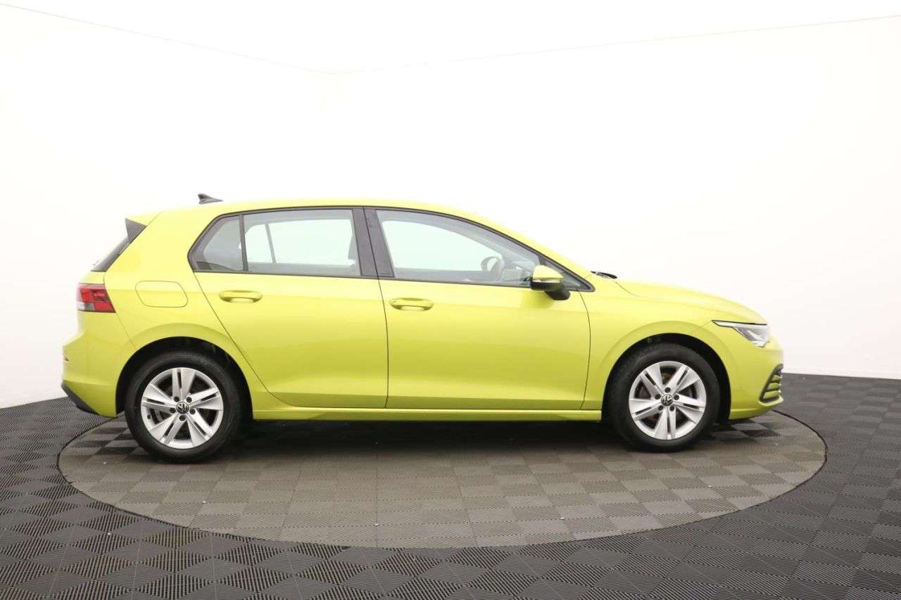 A 2021 VOLKSWAGEN GOLF 1.5 TSI Life Hatchback 5dr Petrol Manual Euro 6 (s/s) (130 ps) Award Winnin A 2021 VOLKSWAGEN GOLF 1.5 TSI Life Hatchback 5dr Petrol Manual Euro 6 (s/s) (130 ps) Award Winnin