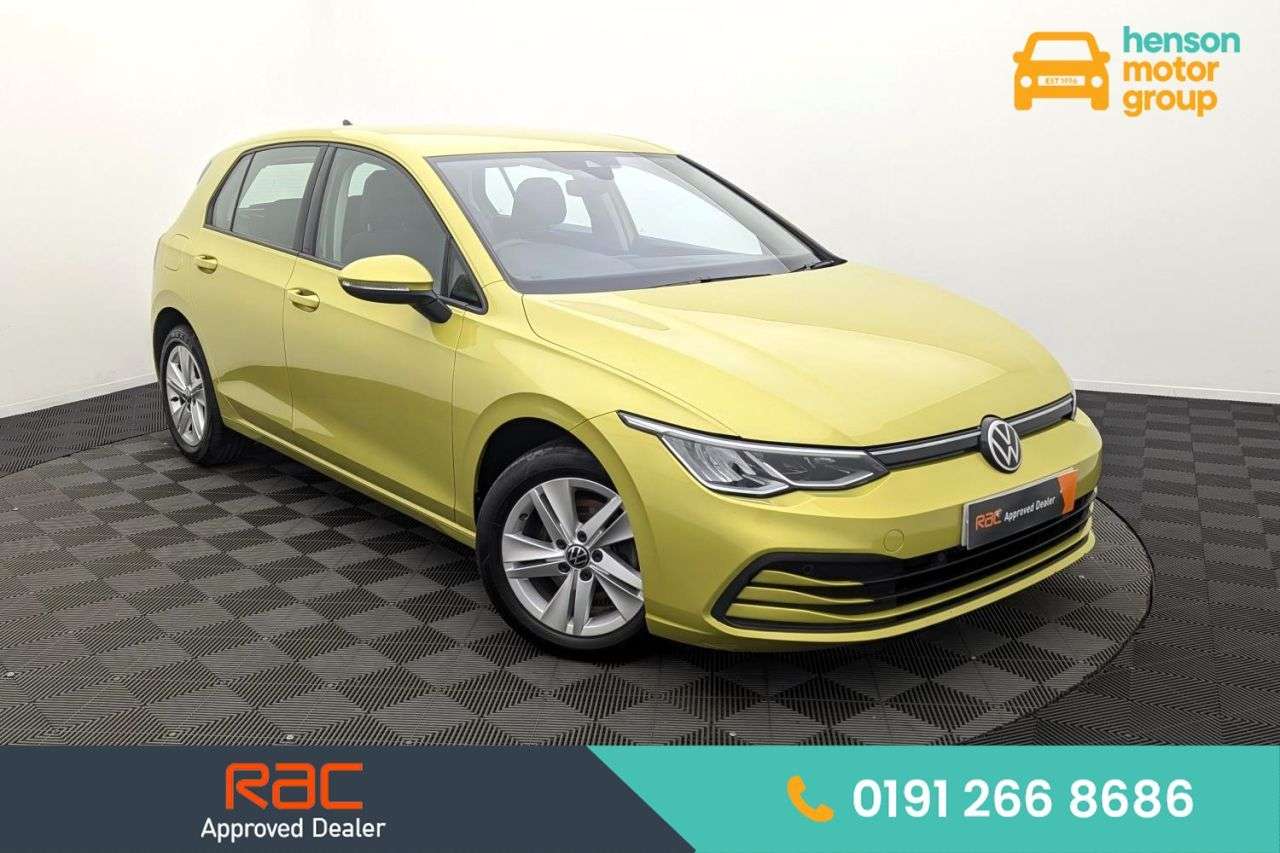 A 2021 VOLKSWAGEN GOLF 1.5 TSI Life Hatchback 5dr Petrol Manual Euro 6 (s/s) (130 ps) Award Winnin A 2021 VOLKSWAGEN GOLF 1.5 TSI Life Hatchback 5dr Petrol Manual Euro 6 (s/s) (130 ps) Award Winnin