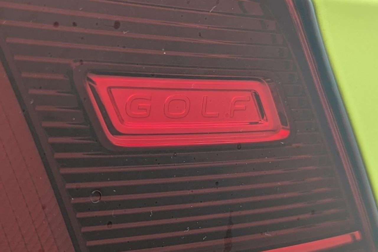 2021 VOLKSWAGEN GOLF 2021 VOLKSWAGEN GOLF