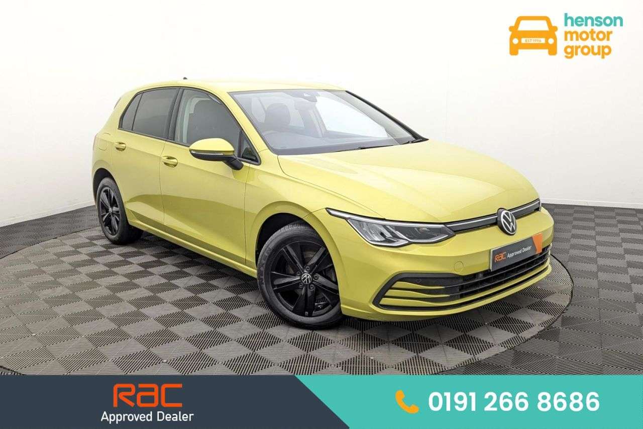 A 2021 VOLKSWAGEN GOLF 1.5 TSI Life Hatchback 5dr Petrol Manual Euro 6 (s/s) (130 ps) Award Winnin A 2021 VOLKSWAGEN GOLF 1.5 TSI Life Hatchback 5dr Petrol Manual Euro 6 (s/s) (130 ps) Award Winnin