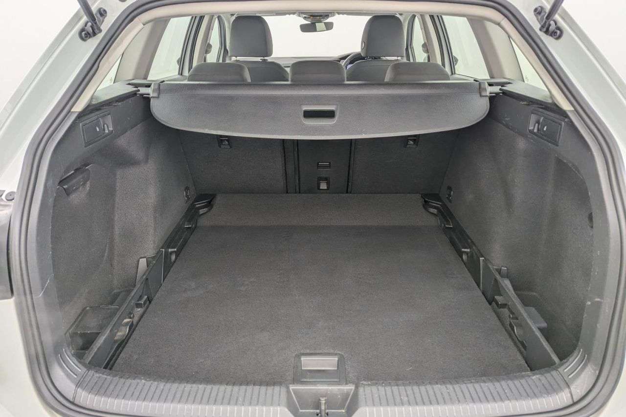 2023 VOLKSWAGEN GOLF 2023 VOLKSWAGEN GOLF