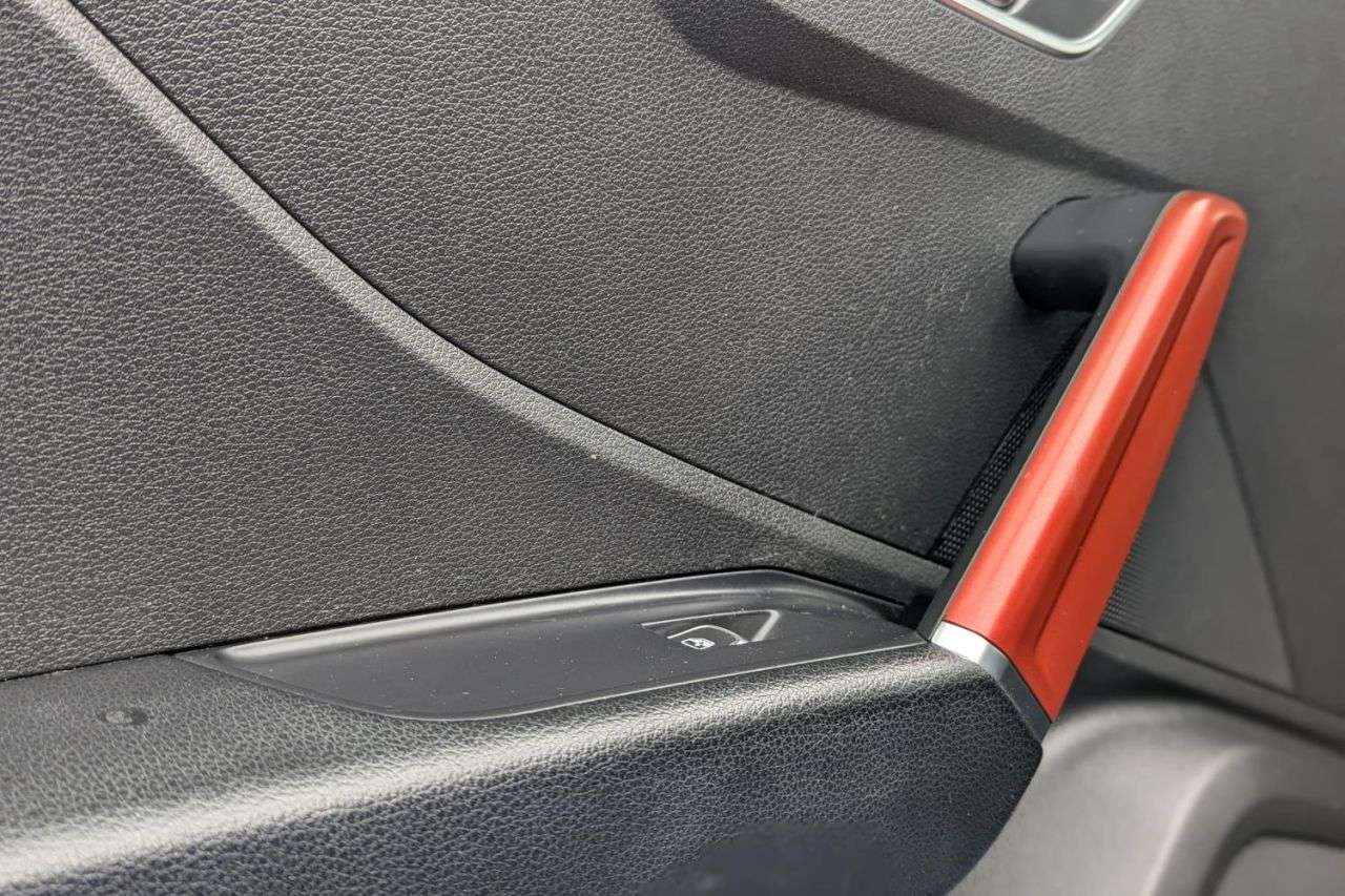 2018 AUDI Q2 2018 AUDI Q2