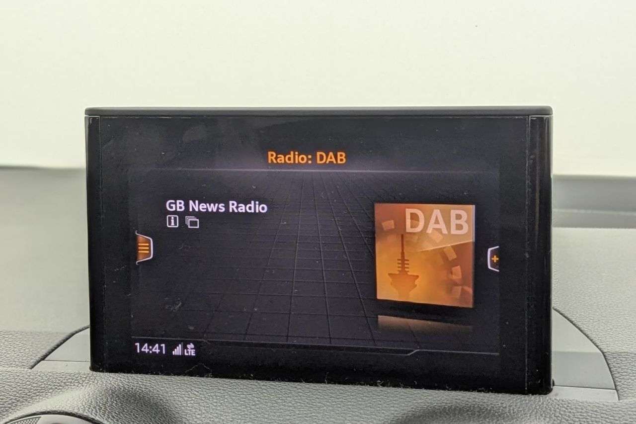 2018 AUDI Q2 2018 AUDI Q2