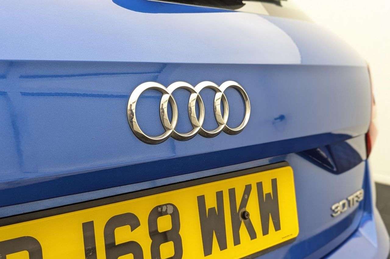 2018 AUDI Q2 2018 AUDI Q2