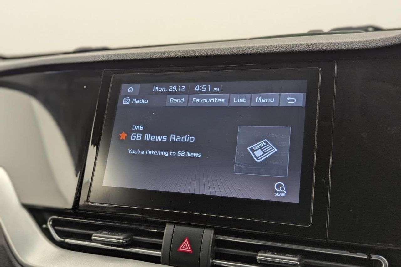 2021 KIA NIRO 2021 KIA NIRO