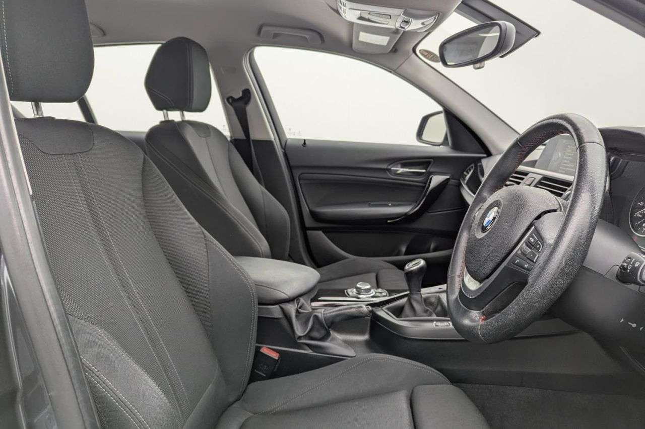 2017 BMW 1 SERIES 2017 BMW 1 SERIES