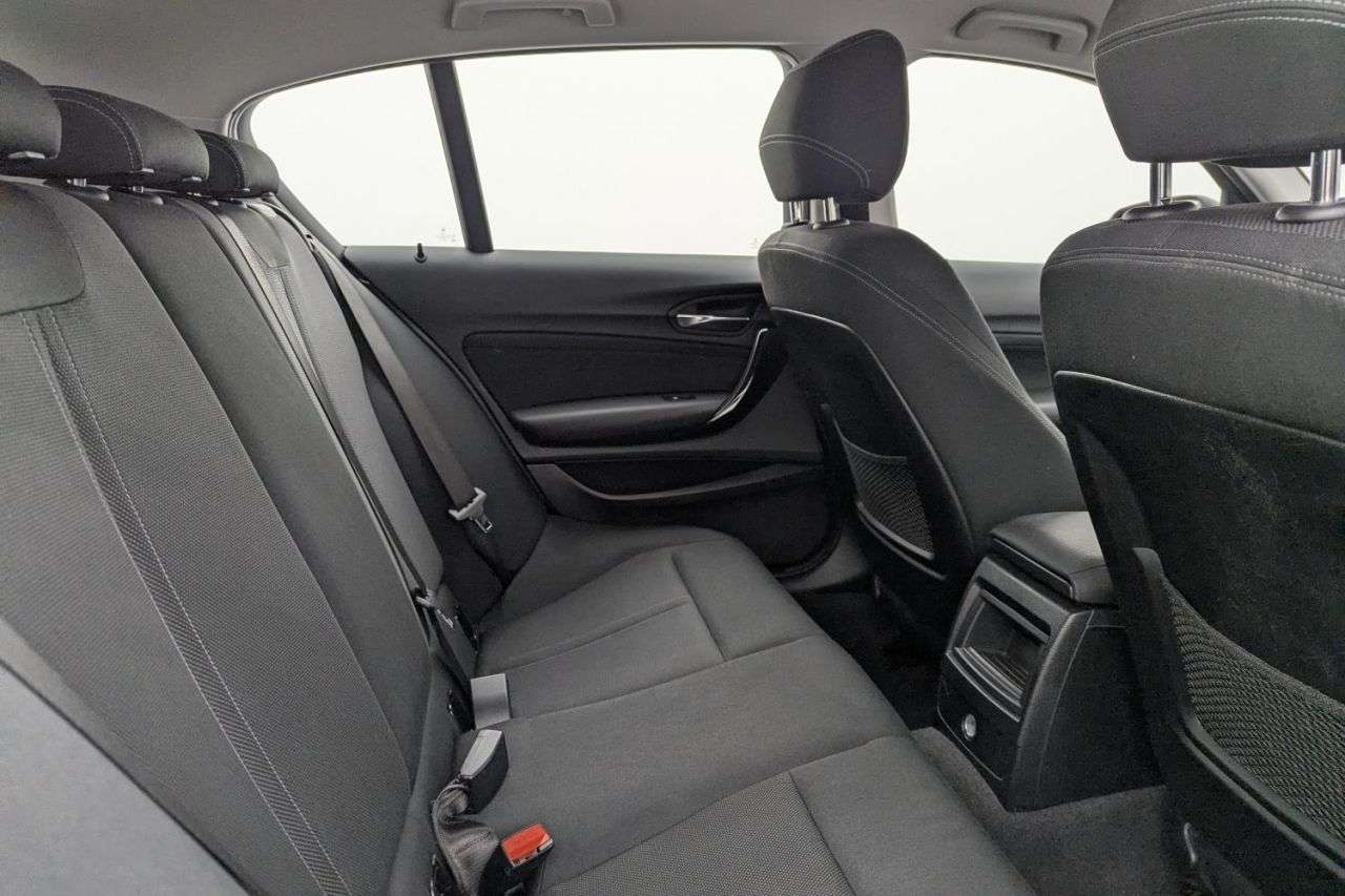 2017 BMW 1 SERIES 2017 BMW 1 SERIES