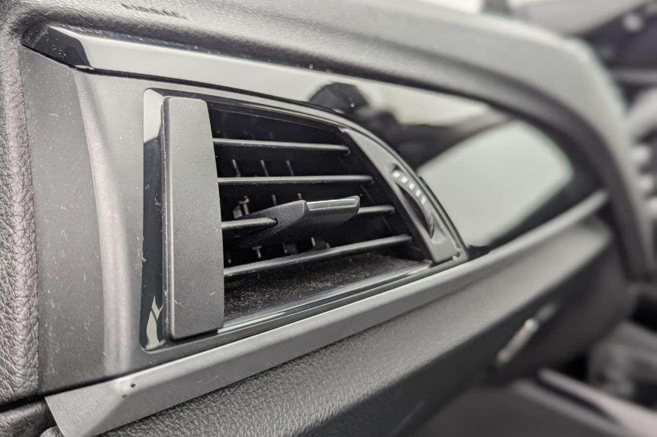 2017 BMW 1 SERIES 2017 BMW 1 SERIES