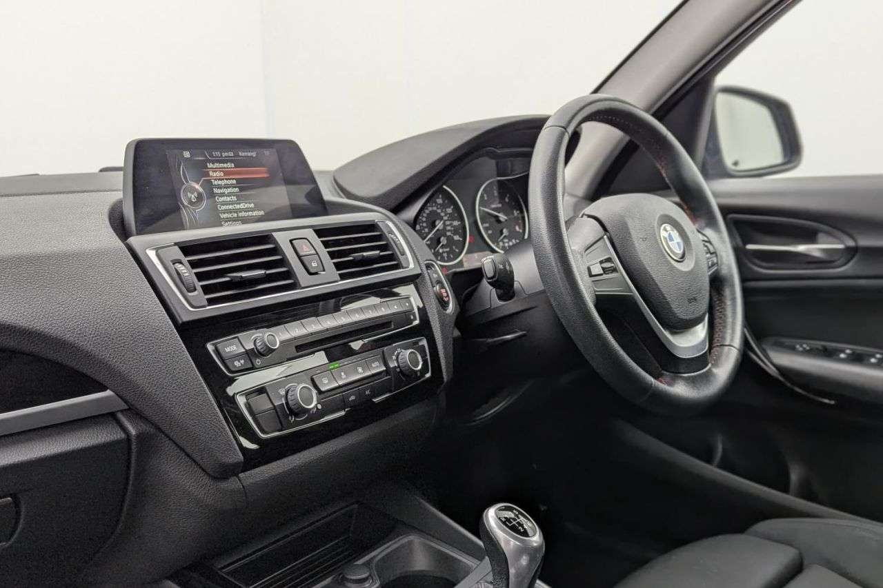 2017 BMW 1 SERIES 2017 BMW 1 SERIES