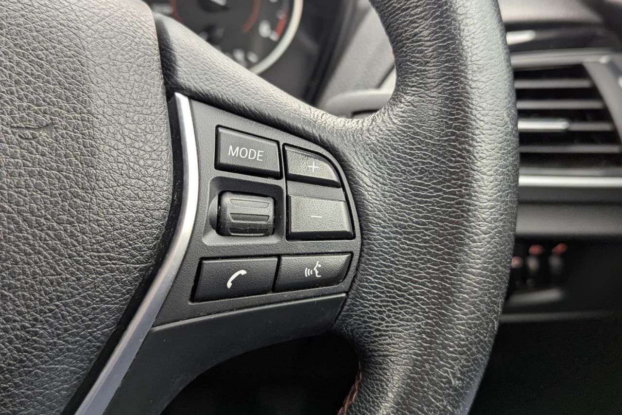 2017 BMW 1 SERIES 2017 BMW 1 SERIES