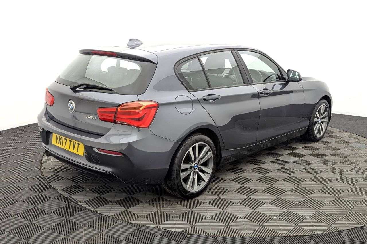 2017 BMW 1 SERIES 2017 BMW 1 SERIES
