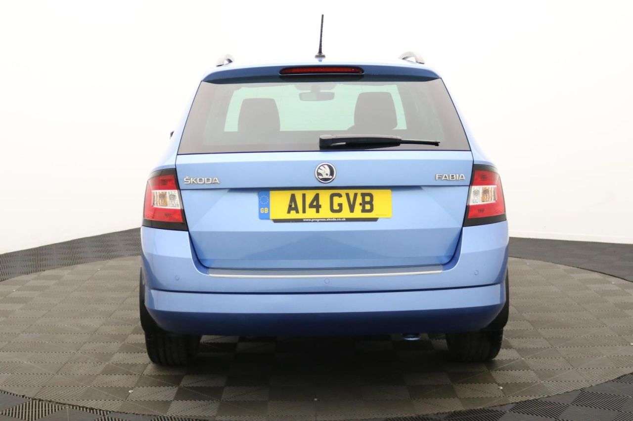 2015 SKODA FABIA 2015 SKODA FABIA