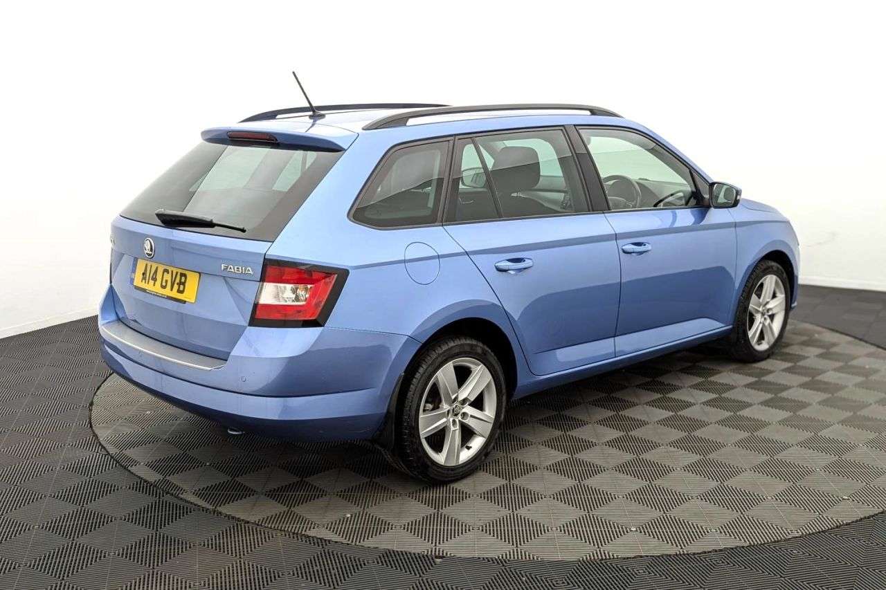2015 SKODA FABIA 2015 SKODA FABIA