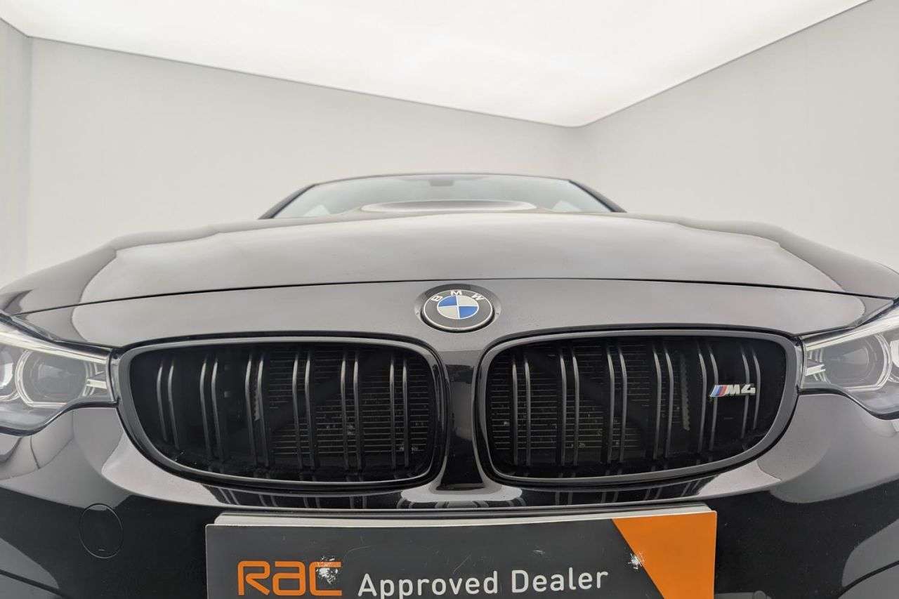 2019 BMW M4 2019 BMW M4