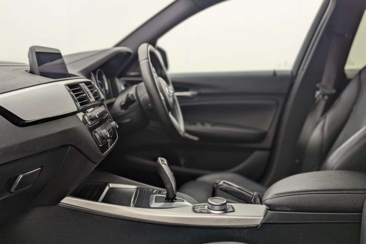 2019 BMW 1 SERIES 2019 BMW 1 SERIES