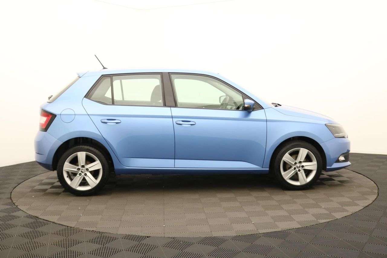 A 2018 SKODA FABIA 1.0 TSI SE L Hatchback 5dr Petrol Manual Euro 6 (s/s) (95 ps) Award Winning A 2018 SKODA FABIA 1.0 TSI SE L Hatchback 5dr Petrol Manual Euro 6 (s/s) (95 ps) Award Winning