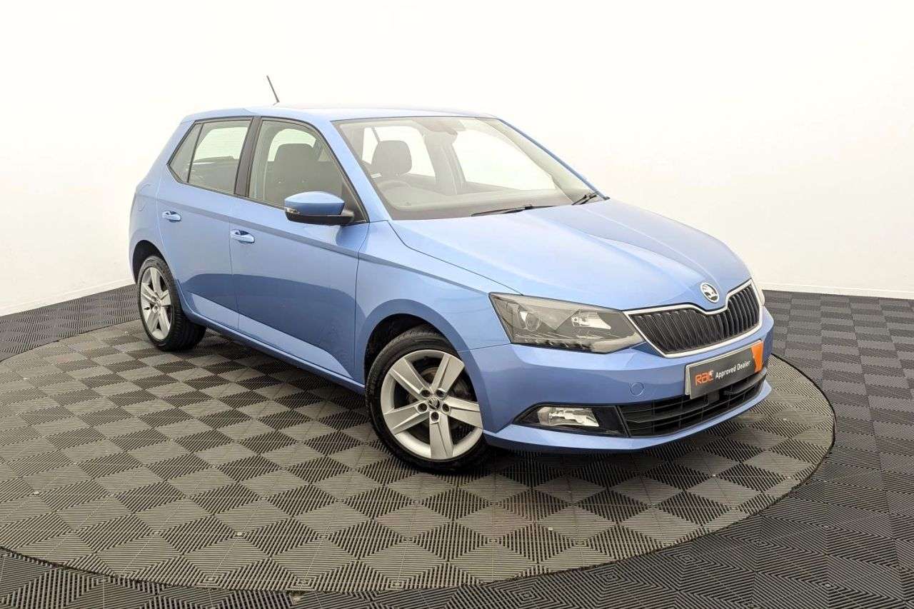 A 2018 SKODA FABIA 1.0 TSI SE L Hatchback 5dr Petrol Manual Euro 6 (s/s) (95 ps) Award Winning A 2018 SKODA FABIA 1.0 TSI SE L Hatchback 5dr Petrol Manual Euro 6 (s/s) (95 ps) Award Winning