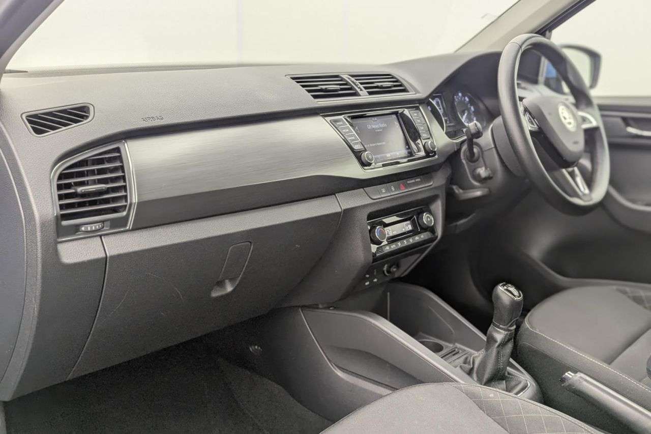 2018 SKODA FABIA 2018 SKODA FABIA