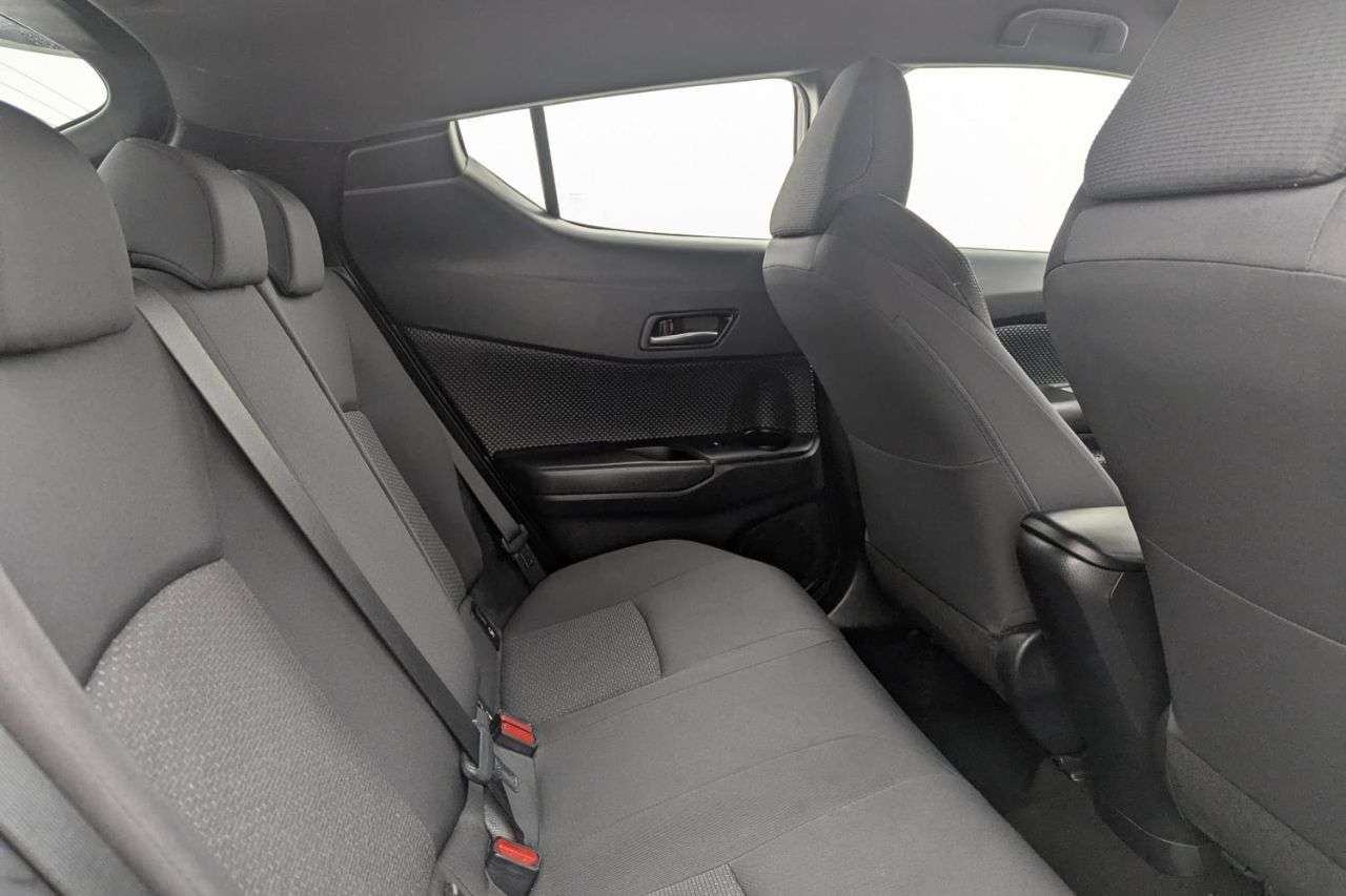 2017 TOYOTA C-HR 2017 TOYOTA C-HR