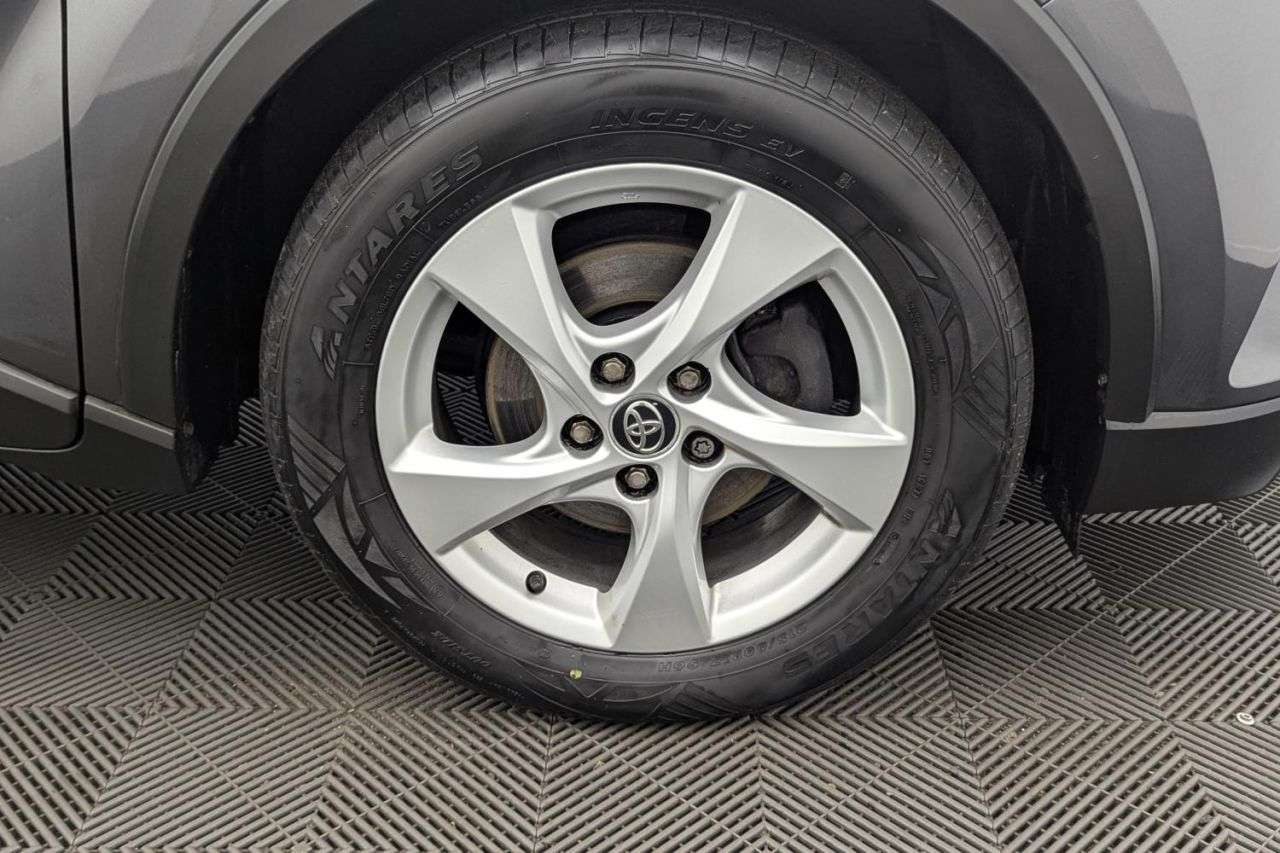 2017 TOYOTA C-HR 2017 TOYOTA C-HR