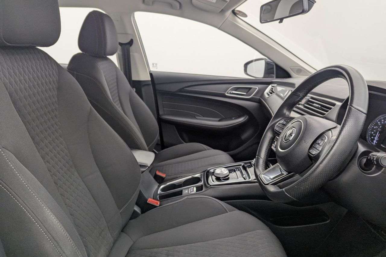 A 2021 MG MG5 52.5kWh Excite Estate 5dr Electric Auto (156 ps) Award Winning 5 Star Deale A 2021 MG MG5 52.5kWh Excite Estate 5dr Electric Auto (156 ps) Award Winning 5 Star Deale