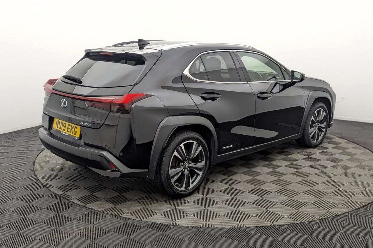 2019 LEXUS UX 2019 LEXUS UX