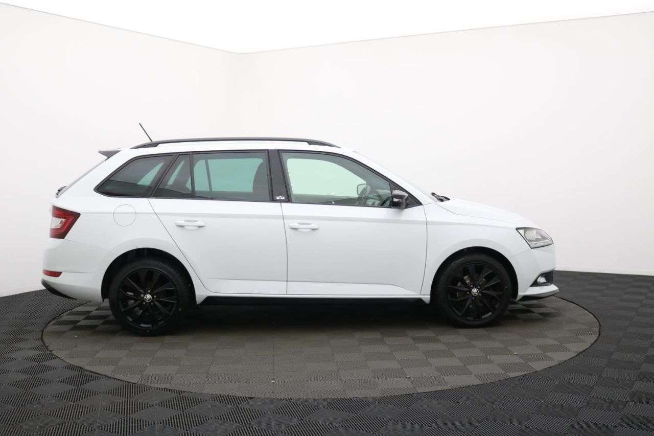 A 2019 SKODA FABIA 1.0 TSI Monte Carlo Estate 5dr Petrol Manual Euro 6 (s/s) (95 ps) Award Win A 2019 SKODA FABIA 1.0 TSI Monte Carlo Estate 5dr Petrol Manual Euro 6 (s/s) (95 ps) Award Win