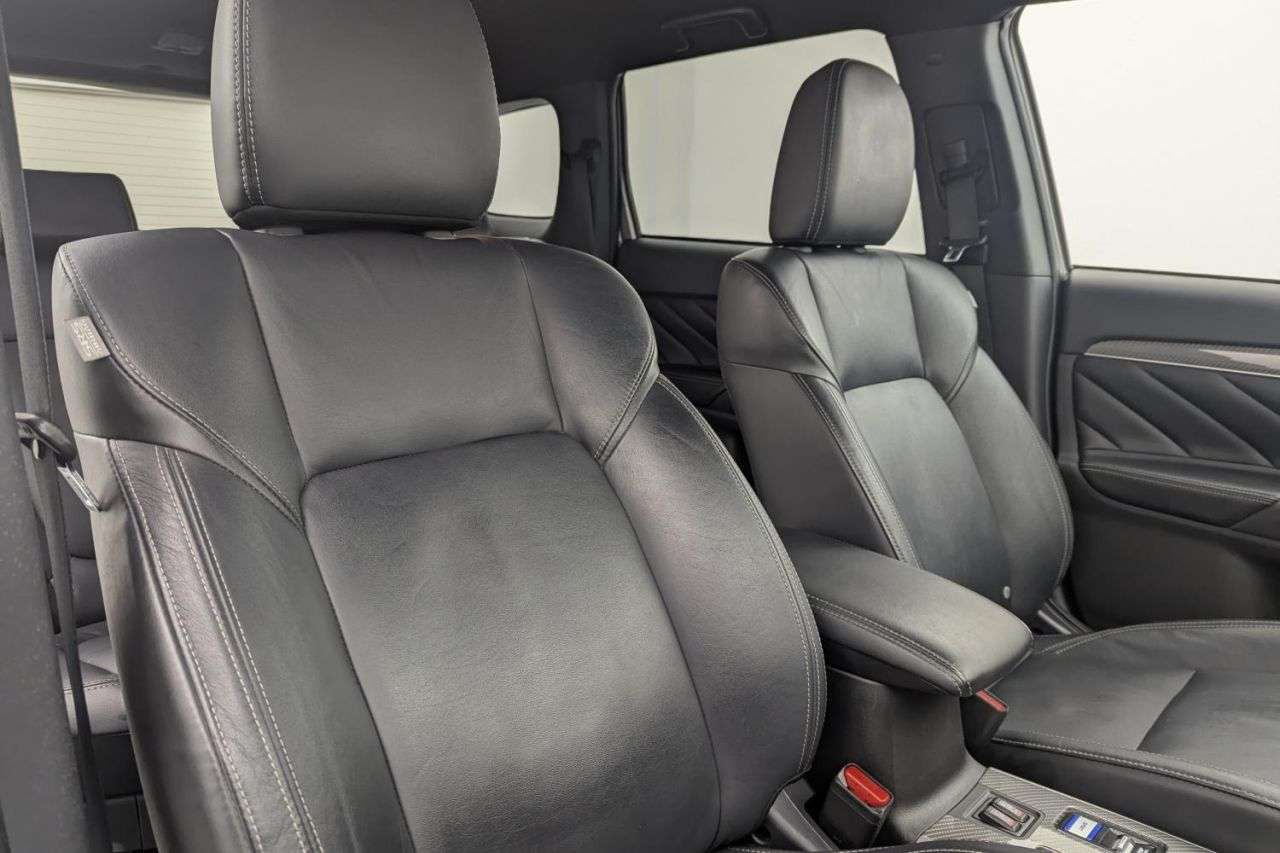 2020 MITSUBISHI OUTLANDER 2020 MITSUBISHI OUTLANDER