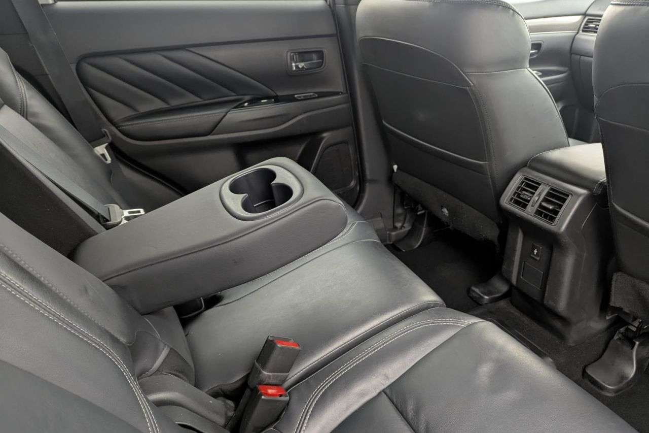 2020 MITSUBISHI OUTLANDER 2020 MITSUBISHI OUTLANDER