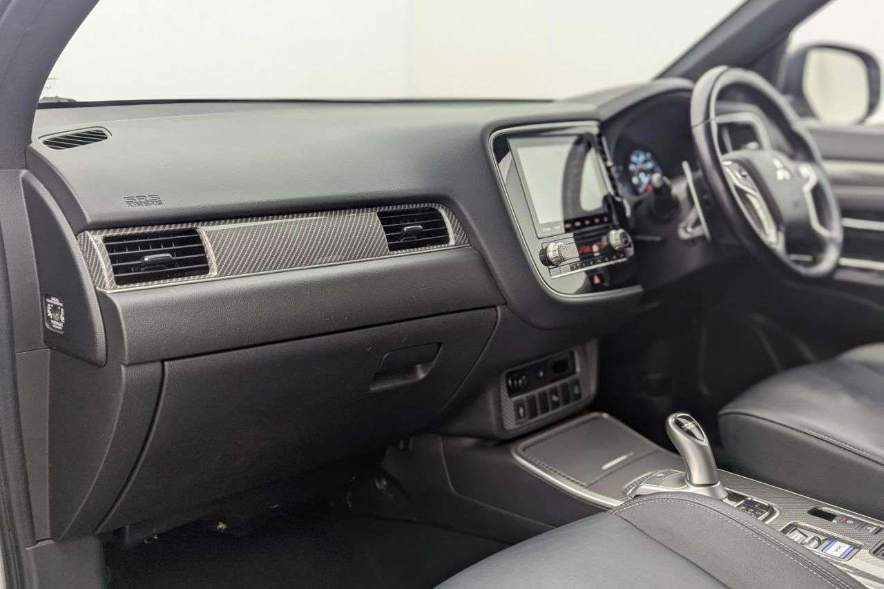 2020 MITSUBISHI OUTLANDER 2020 MITSUBISHI OUTLANDER