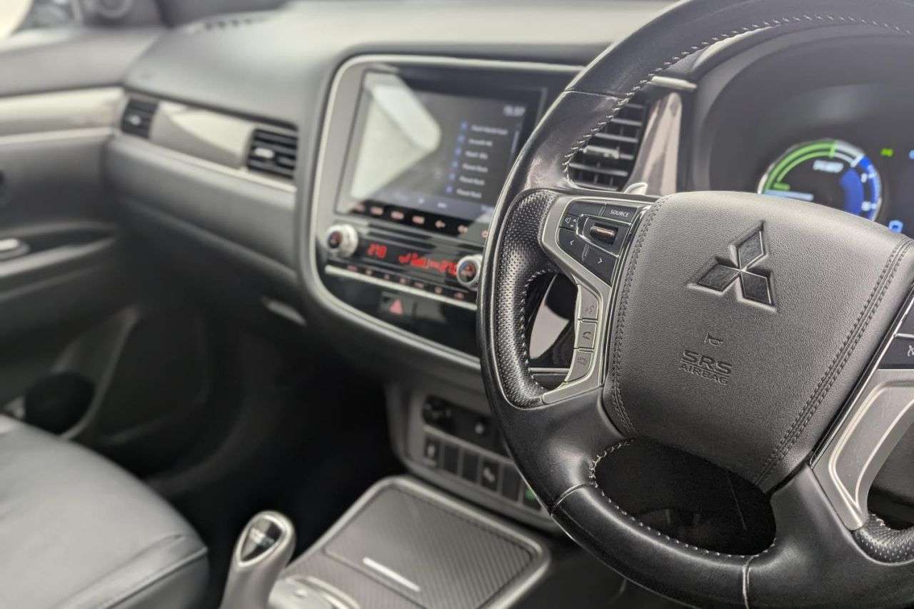 2020 MITSUBISHI OUTLANDER 2020 MITSUBISHI OUTLANDER