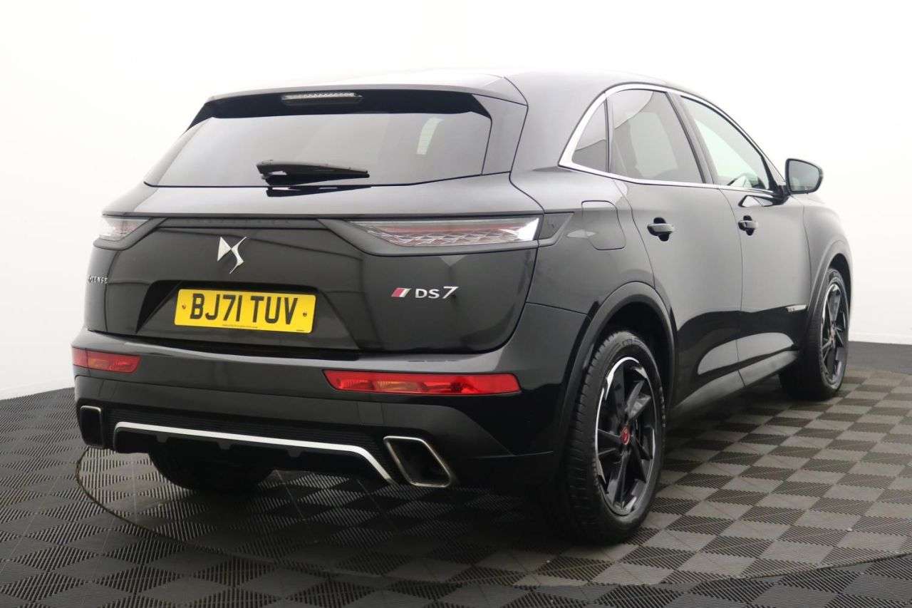2021 DS AUTOMOBILES DS 7 CROSSBACK 2021 DS AUTOMOBILES DS 7 CROSSBACK