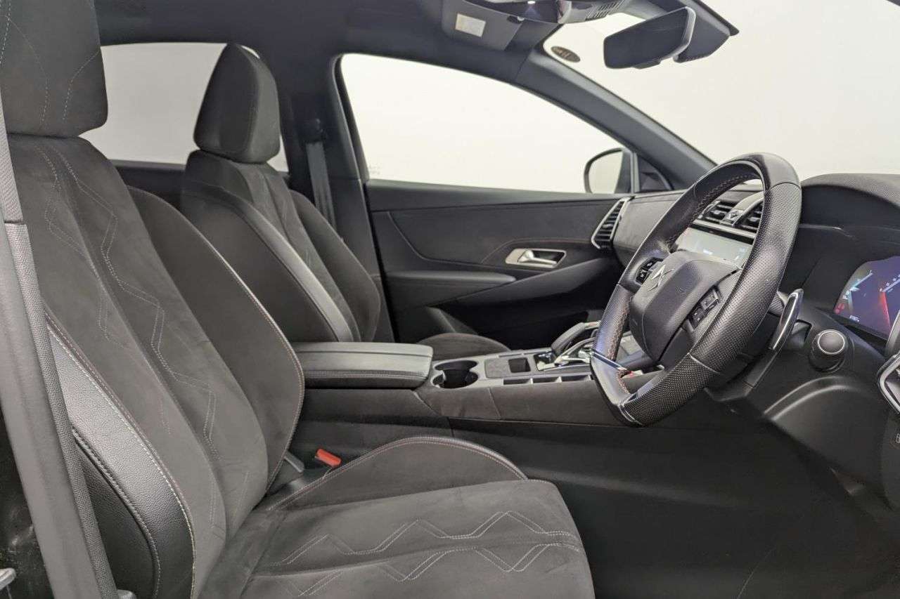 A 2021 DS AUTOMOBILES DS 7 CROSSBACK 1.6 E-TENSE 13.2kWh Performance Line Crossback 5dr Petrol Plug-in Hybrid EA A 2021 DS AUTOMOBILES DS 7 CROSSBACK 1.6 E-TENSE 13.2kWh Performance Line Crossback 5dr Petrol Plug-in Hybrid EA