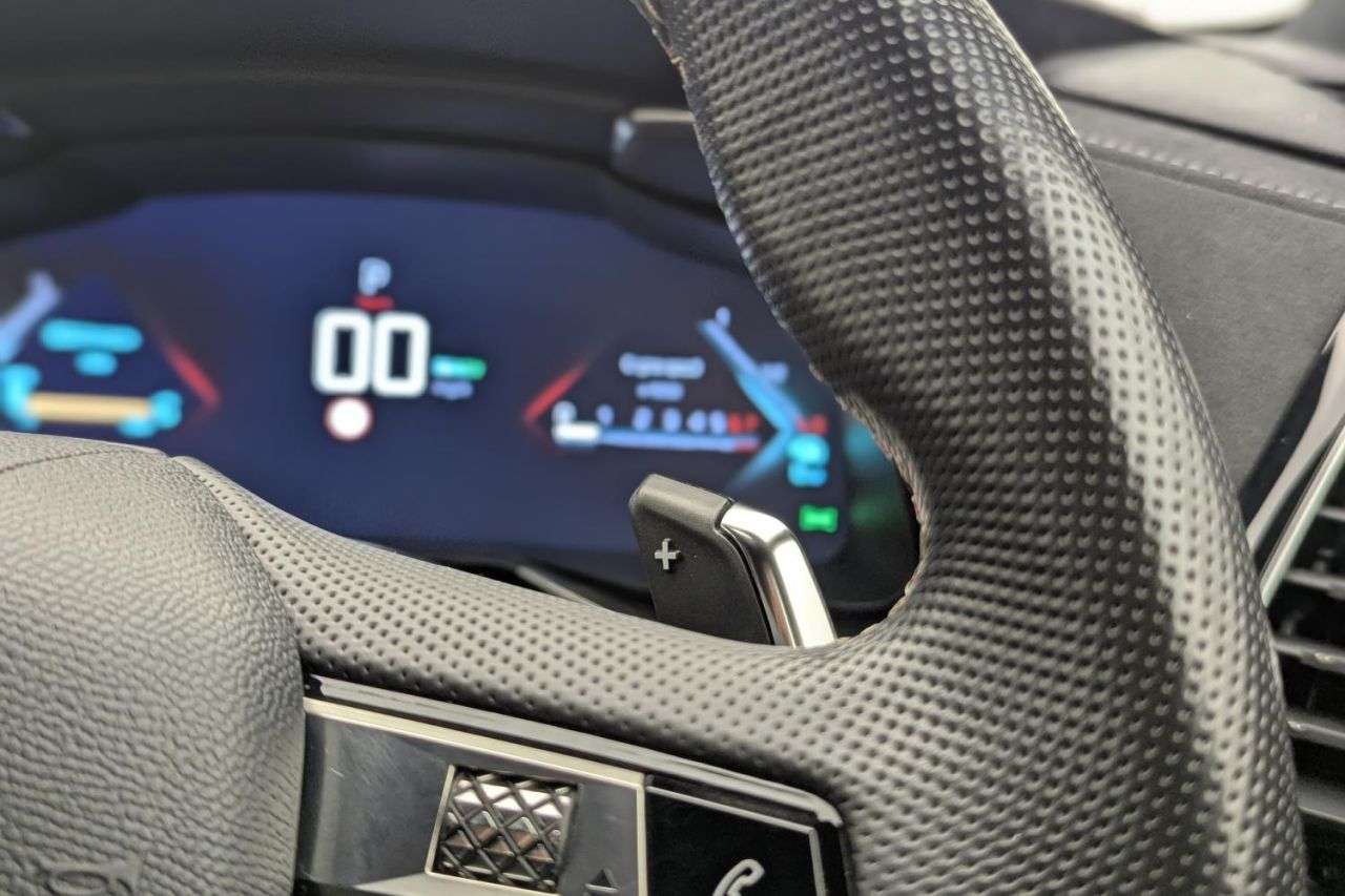 2021 DS AUTOMOBILES DS 7 CROSSBACK 2021 DS AUTOMOBILES DS 7 CROSSBACK