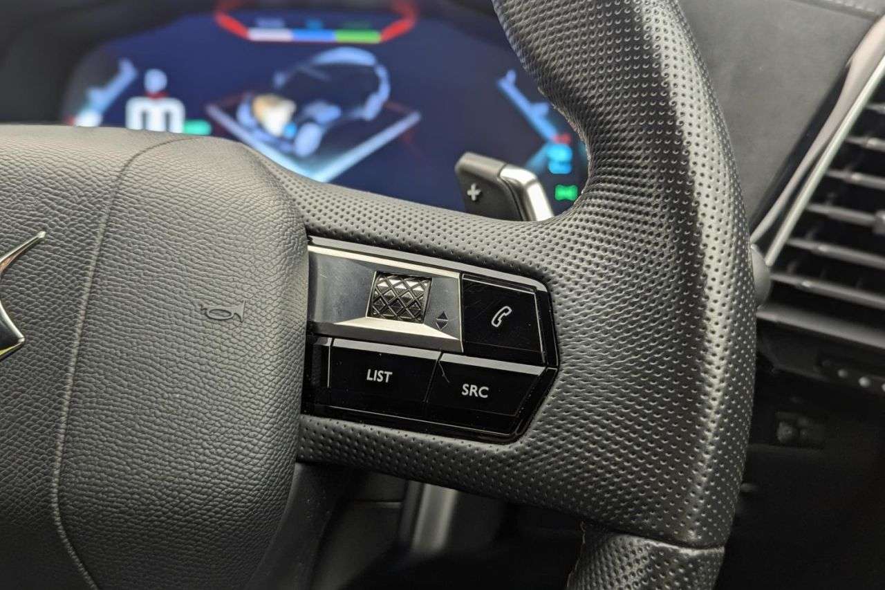 2021 DS AUTOMOBILES DS 7 CROSSBACK 2021 DS AUTOMOBILES DS 7 CROSSBACK