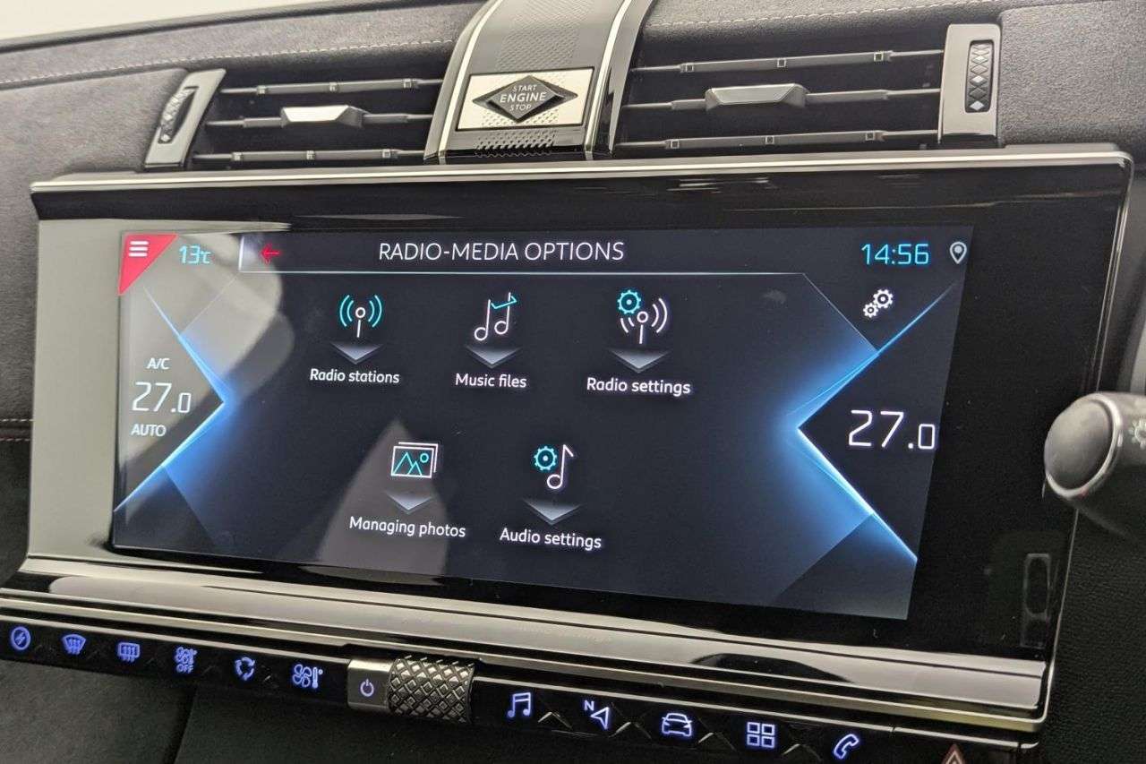 2021 DS AUTOMOBILES DS 7 CROSSBACK 2021 DS AUTOMOBILES DS 7 CROSSBACK