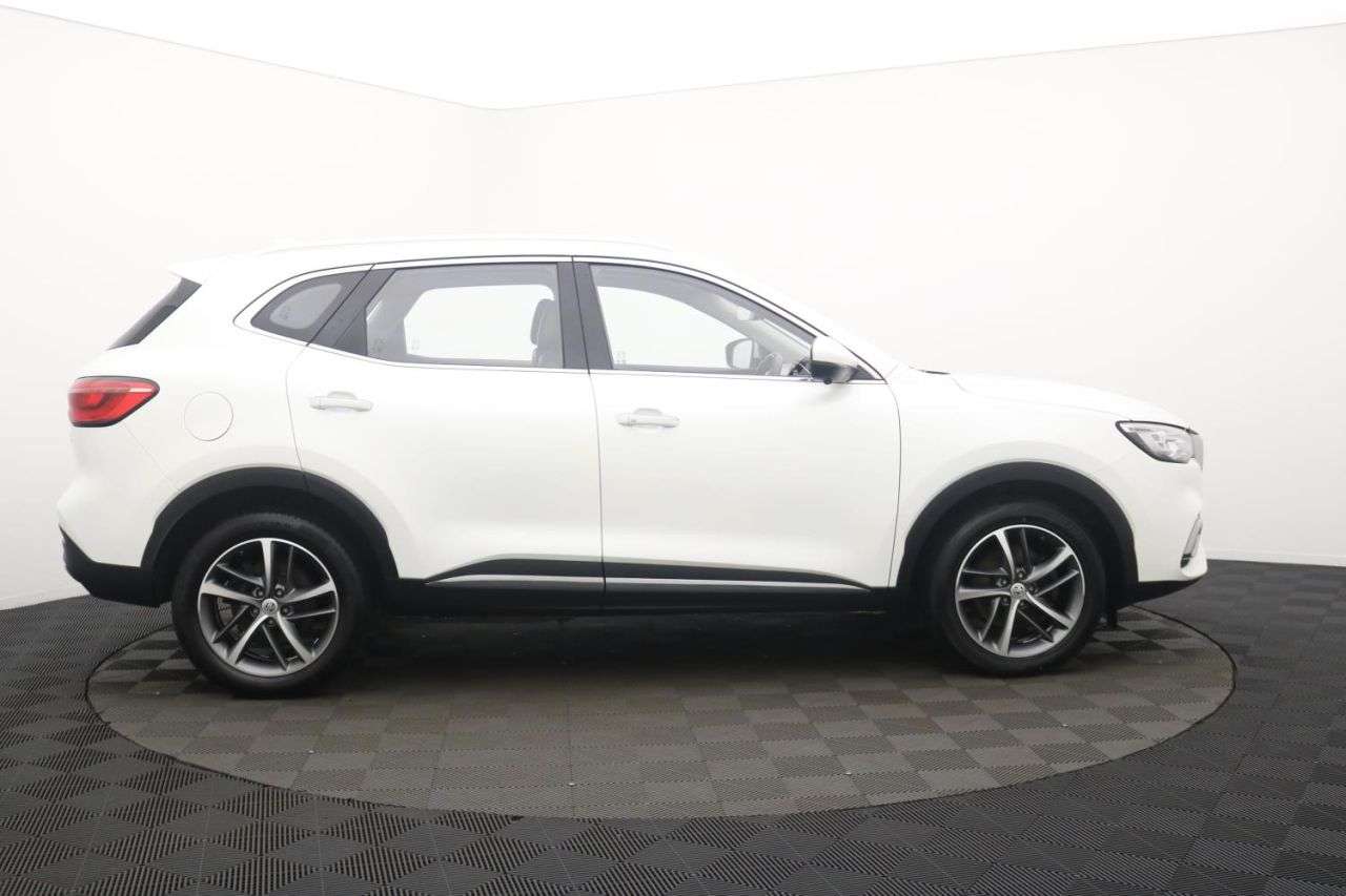 A 2022 MG MG HS 1.5 T-GDI 16.6kWh Excite SUV 5dr Petrol Plug-in Hybrid Auto Euro 6 (s/s) (2 A 2022 MG MG HS 1.5 T-GDI 16.6kWh Excite SUV 5dr Petrol Plug-in Hybrid Auto Euro 6 (s/s) (2