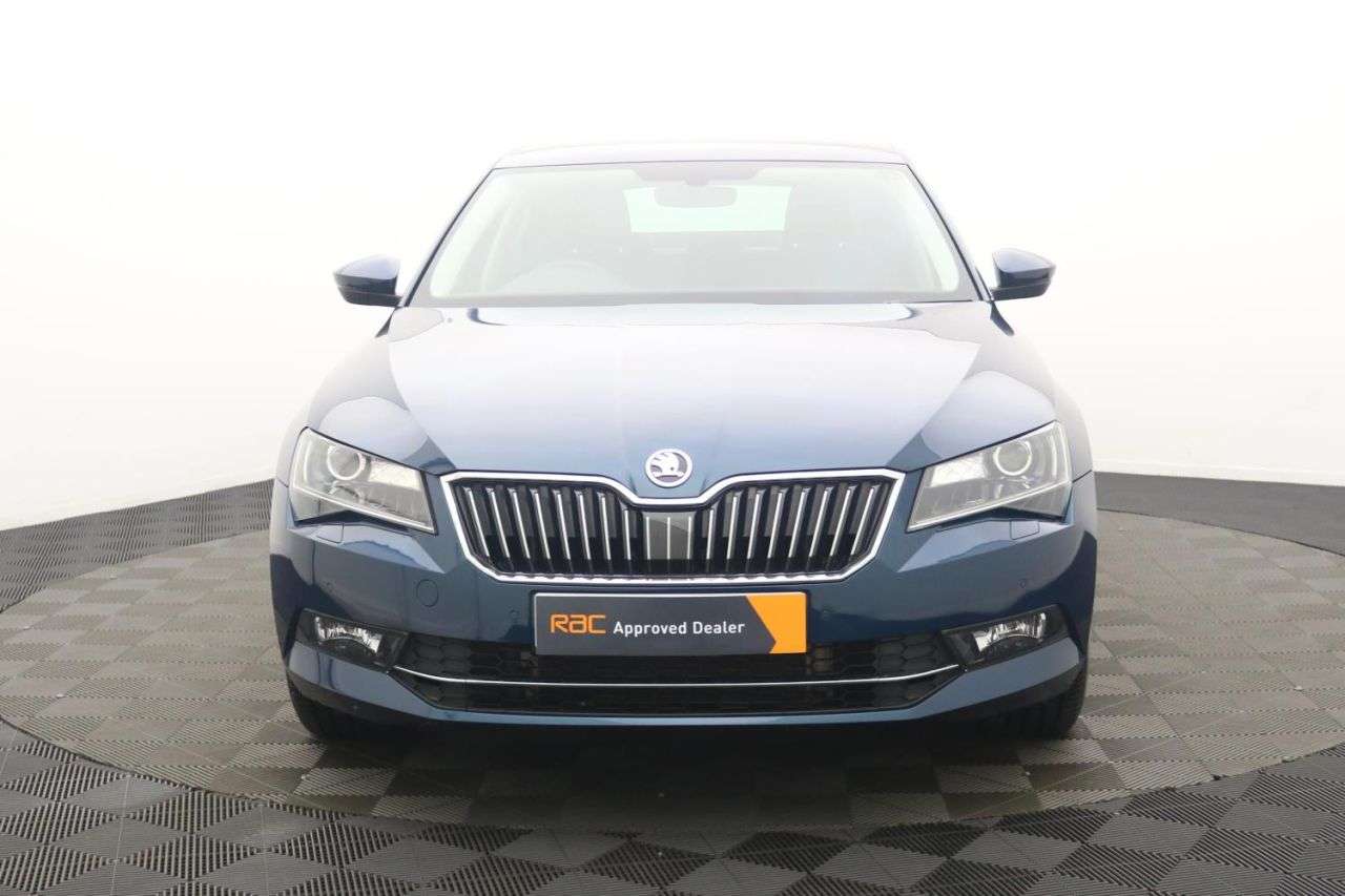 2019 SKODA SUPERB 2019 SKODA SUPERB
