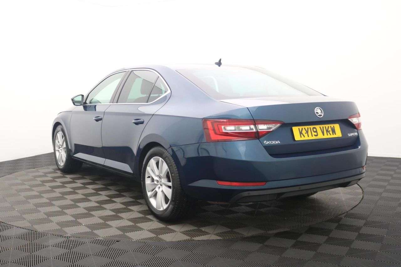 2019 SKODA SUPERB 2019 SKODA SUPERB