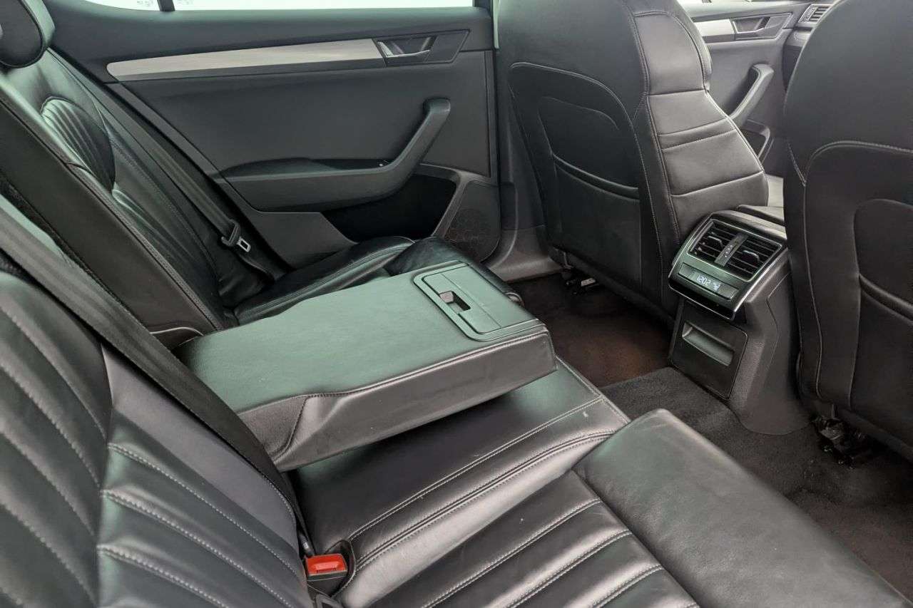 2019 SKODA SUPERB 2019 SKODA SUPERB