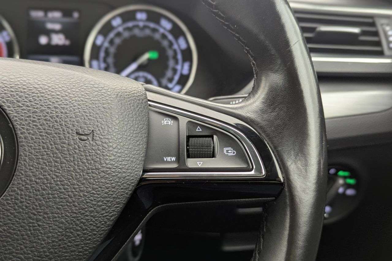 2019 SKODA SUPERB 2019 SKODA SUPERB