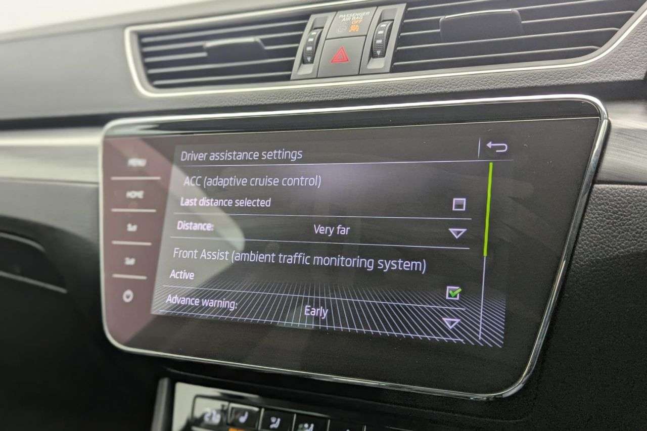 2019 SKODA SUPERB 2019 SKODA SUPERB