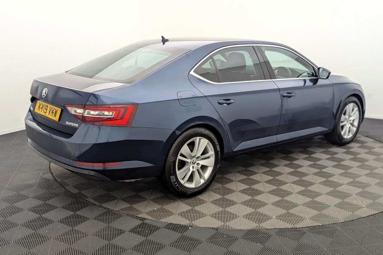2019 SKODA SUPERB 2019 SKODA SUPERB