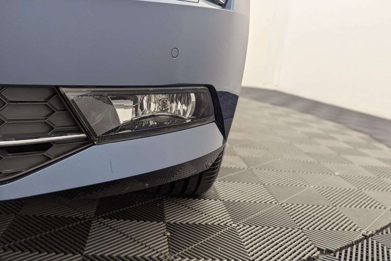 2019 SKODA SUPERB 2019 SKODA SUPERB