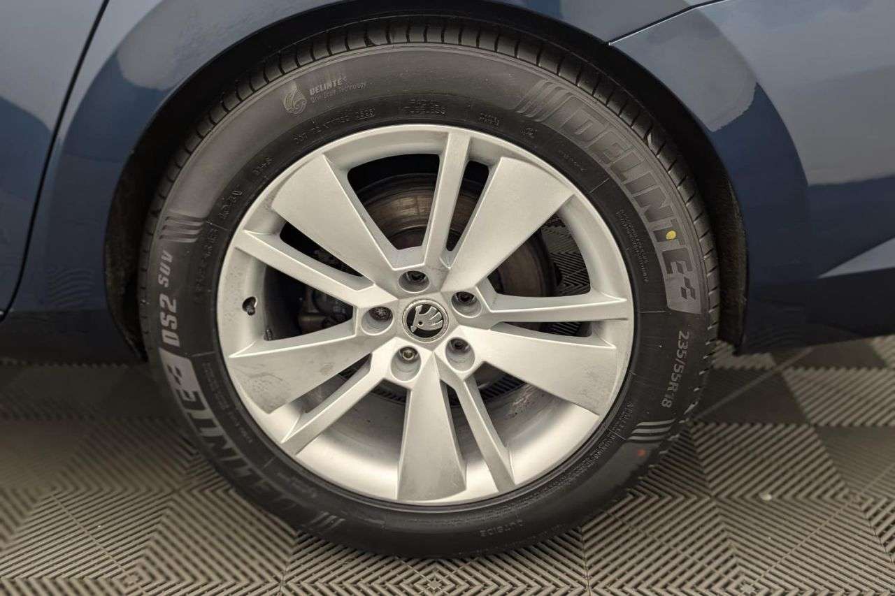 2019 SKODA SUPERB 2019 SKODA SUPERB