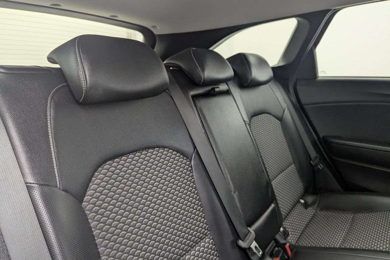 2023 KIA CEED 2023 KIA CEED