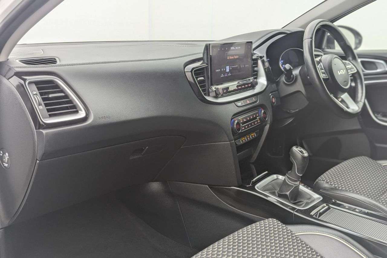 2023 KIA CEED 2023 KIA CEED