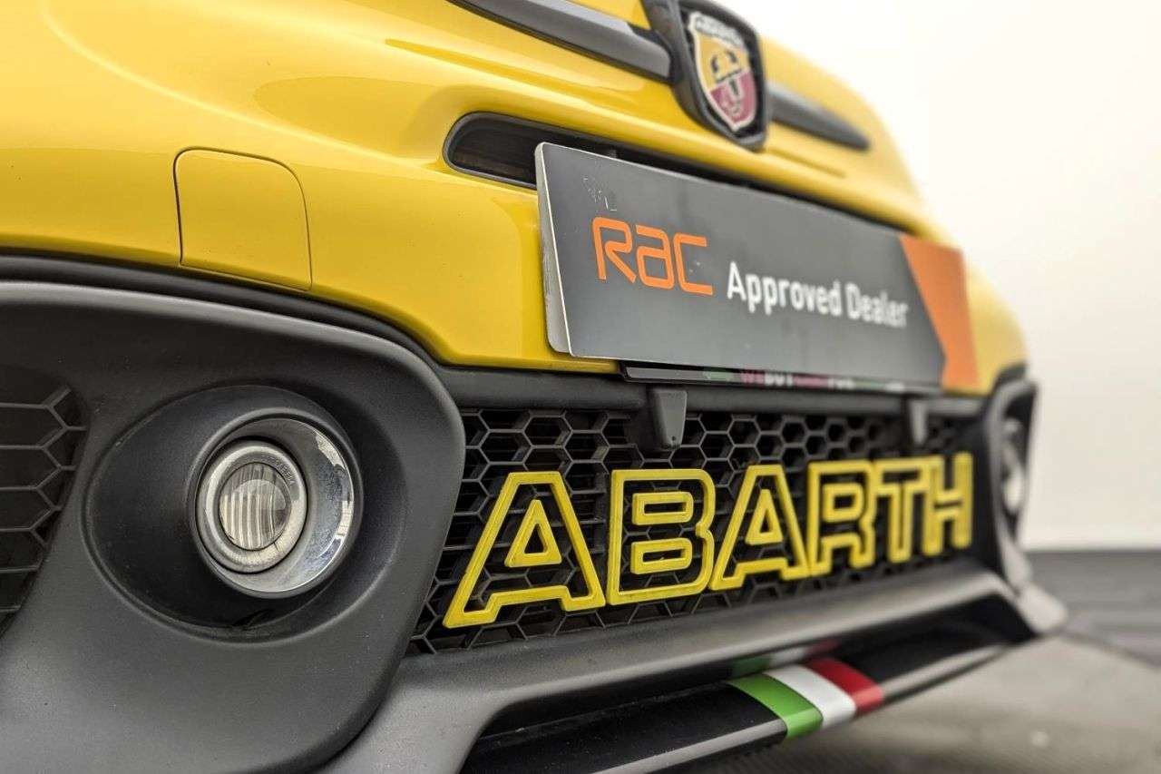 2016 ABARTH 595 2016 ABARTH 595